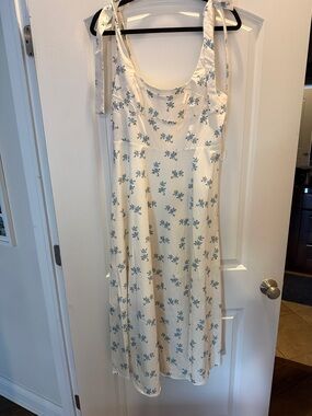 matilda frill trim lace overlay gold bead dress white Amanda Lace Trim Maxi Dress in Butter Yellow